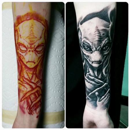 Tattoos - Grey Alien - 128771